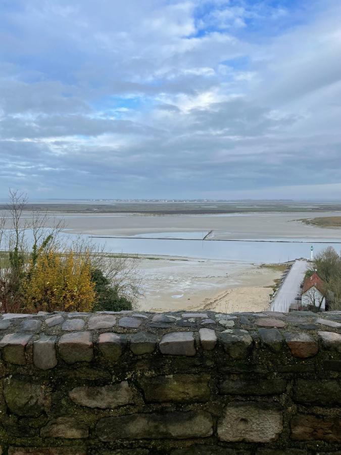 Vila Cap Sur Saint-Val Exteriér fotografie