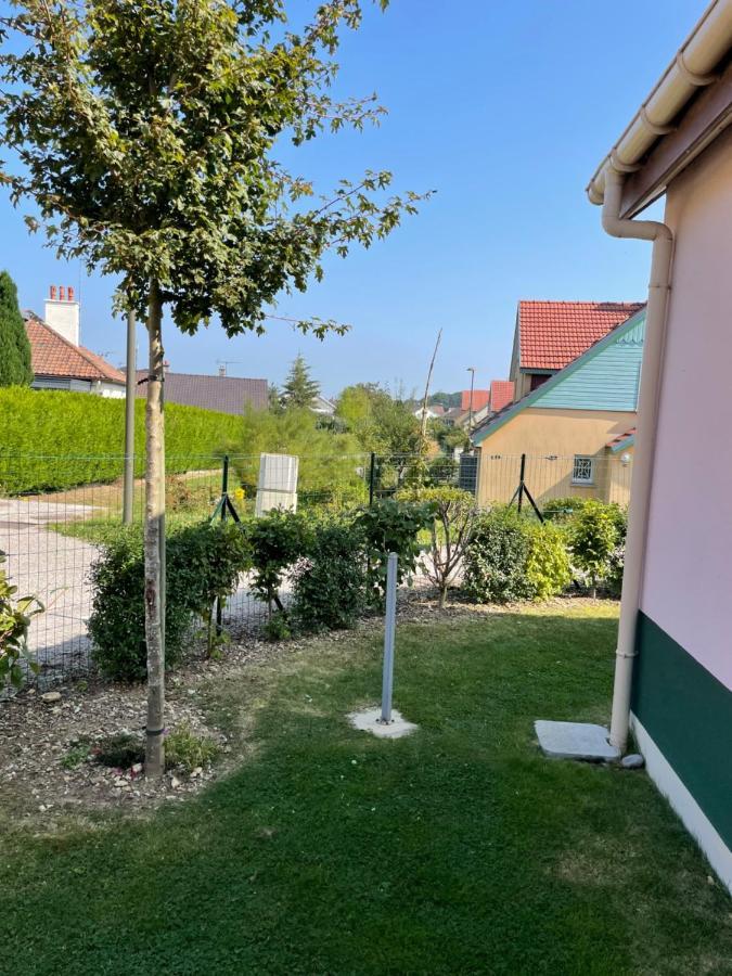 Vila Cap Sur Saint-Val Exteriér fotografie